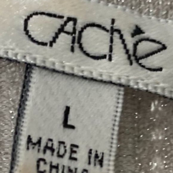 Cache Sweater - Picture 5 of 5